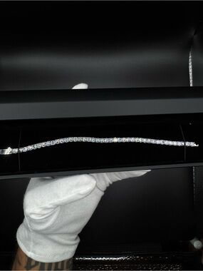 Tennis Bracelet Button Clasp 5A CZ